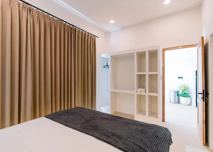 Stylish 2br With Plunge Pool Pererenan, ヴィラ